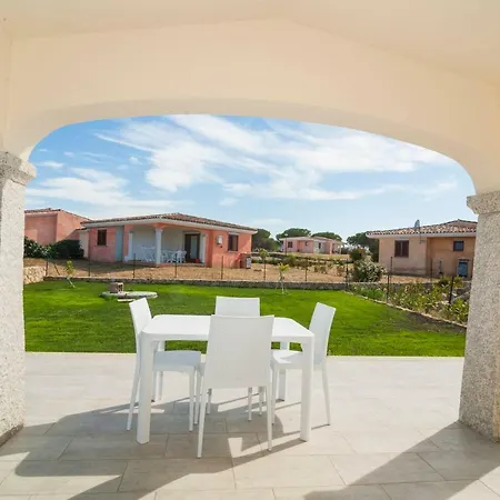 Sant'Anna Apartments Budoni Exterior photo