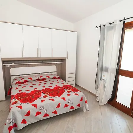 Sant'Anna Apartments Budoni Exterior photo