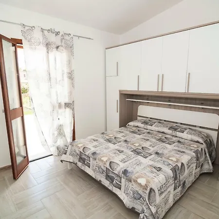 Sant'Anna Apartments Budoni Exterior photo